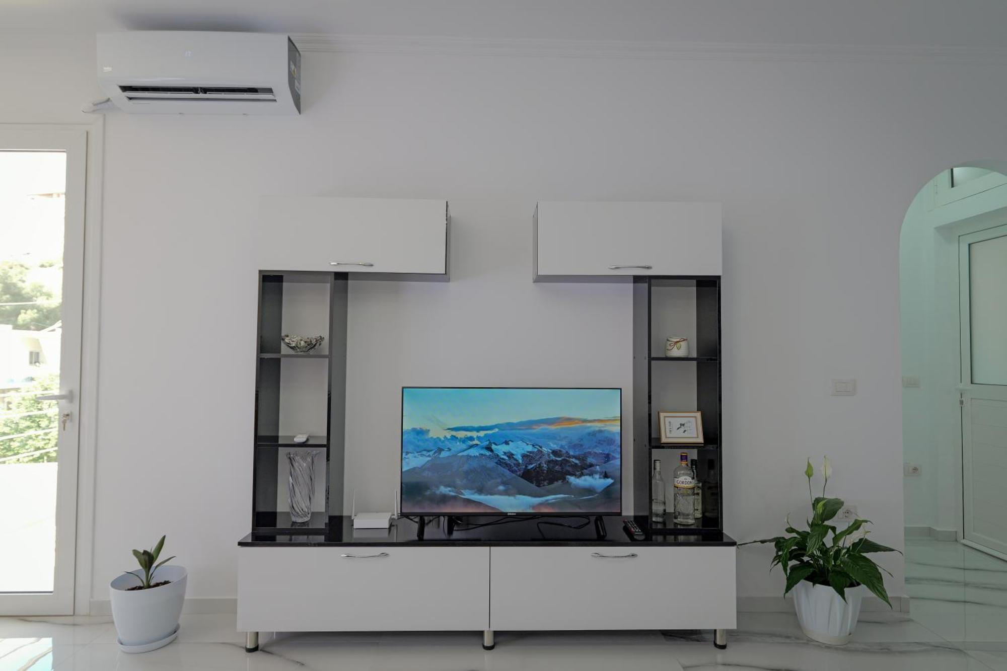 Aldisen Apartment Sarande Exterior photo