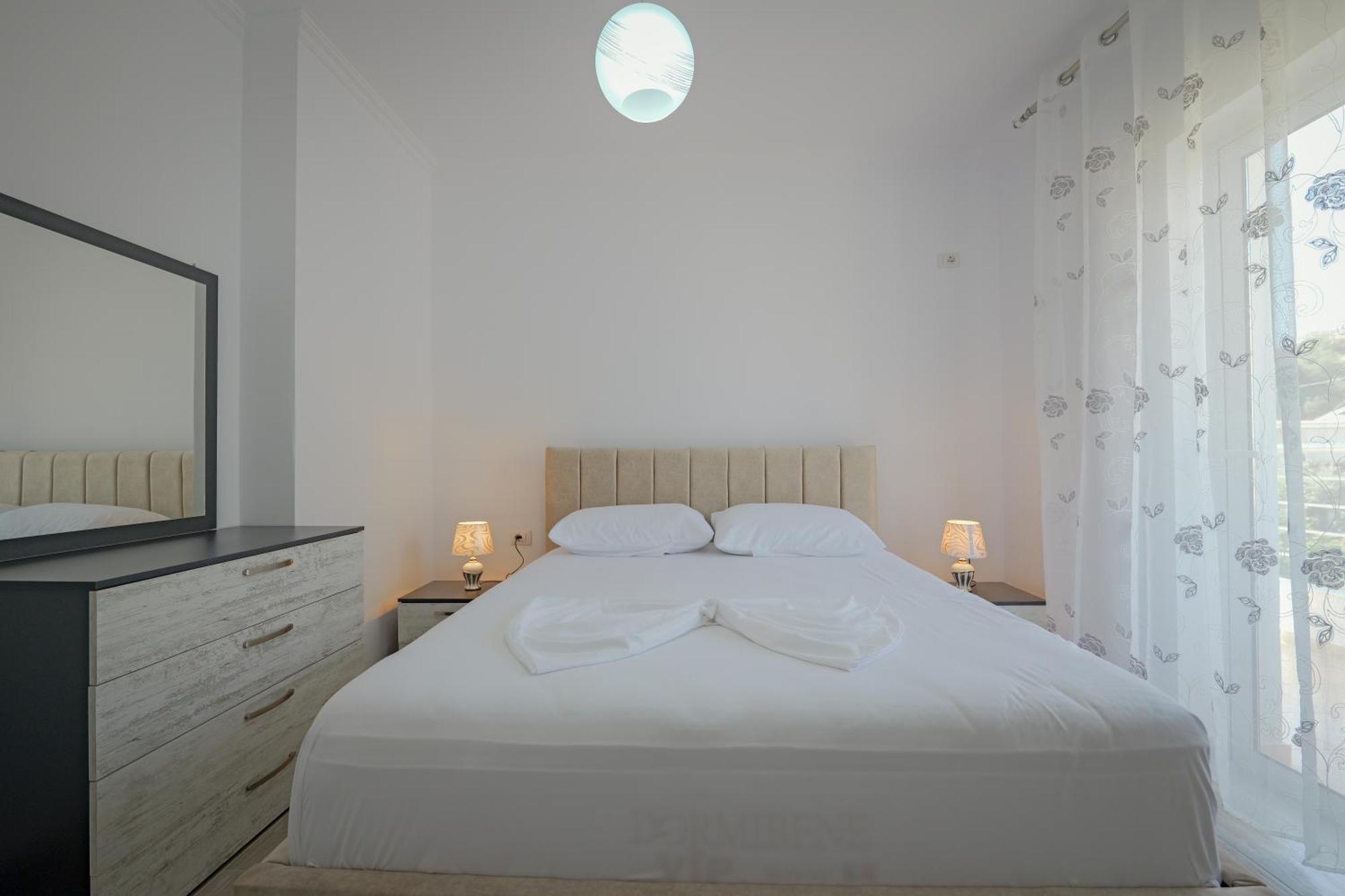 Aldisen Apartment Sarande Exterior photo