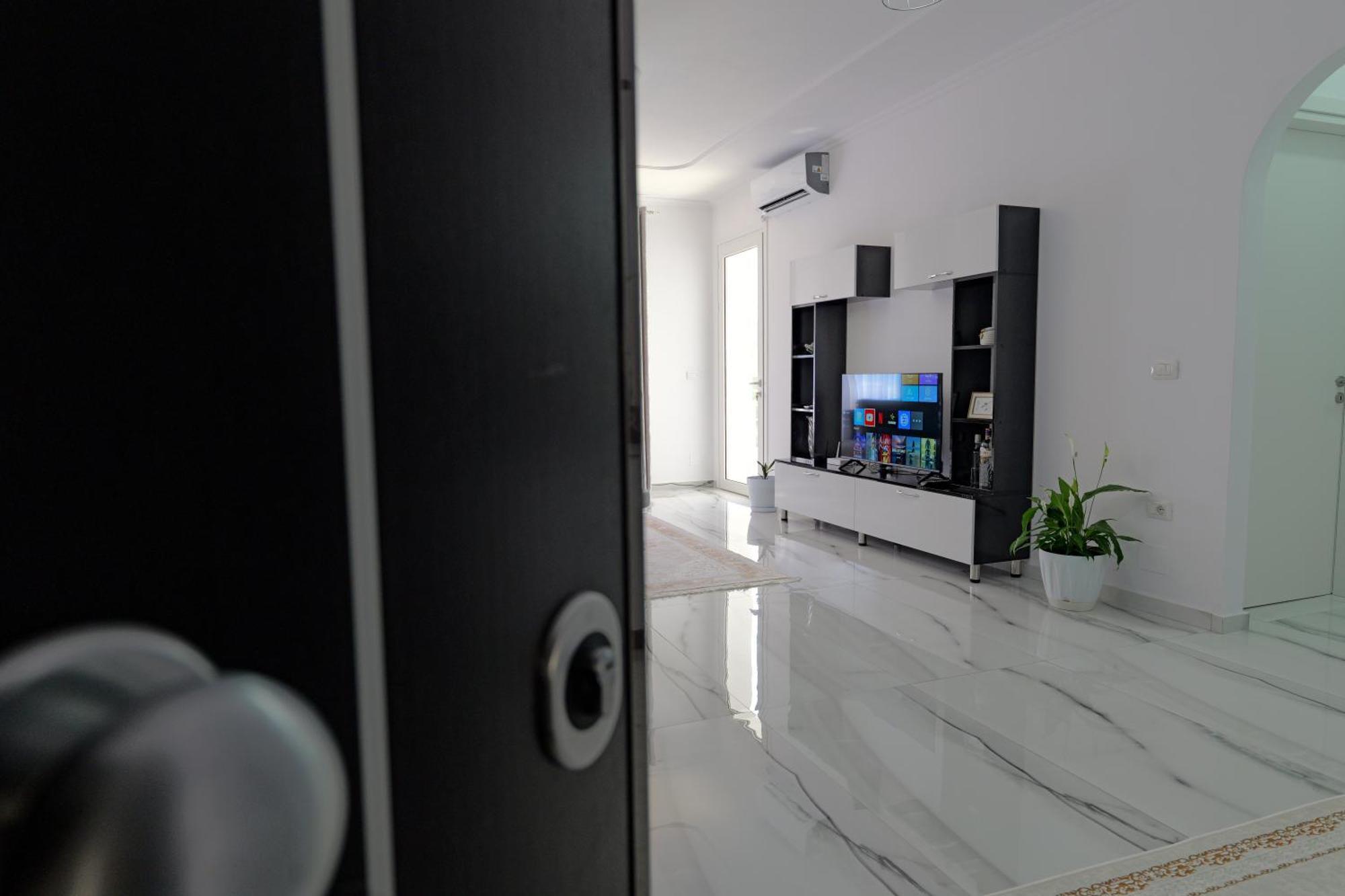Aldisen Apartment Sarande Exterior photo