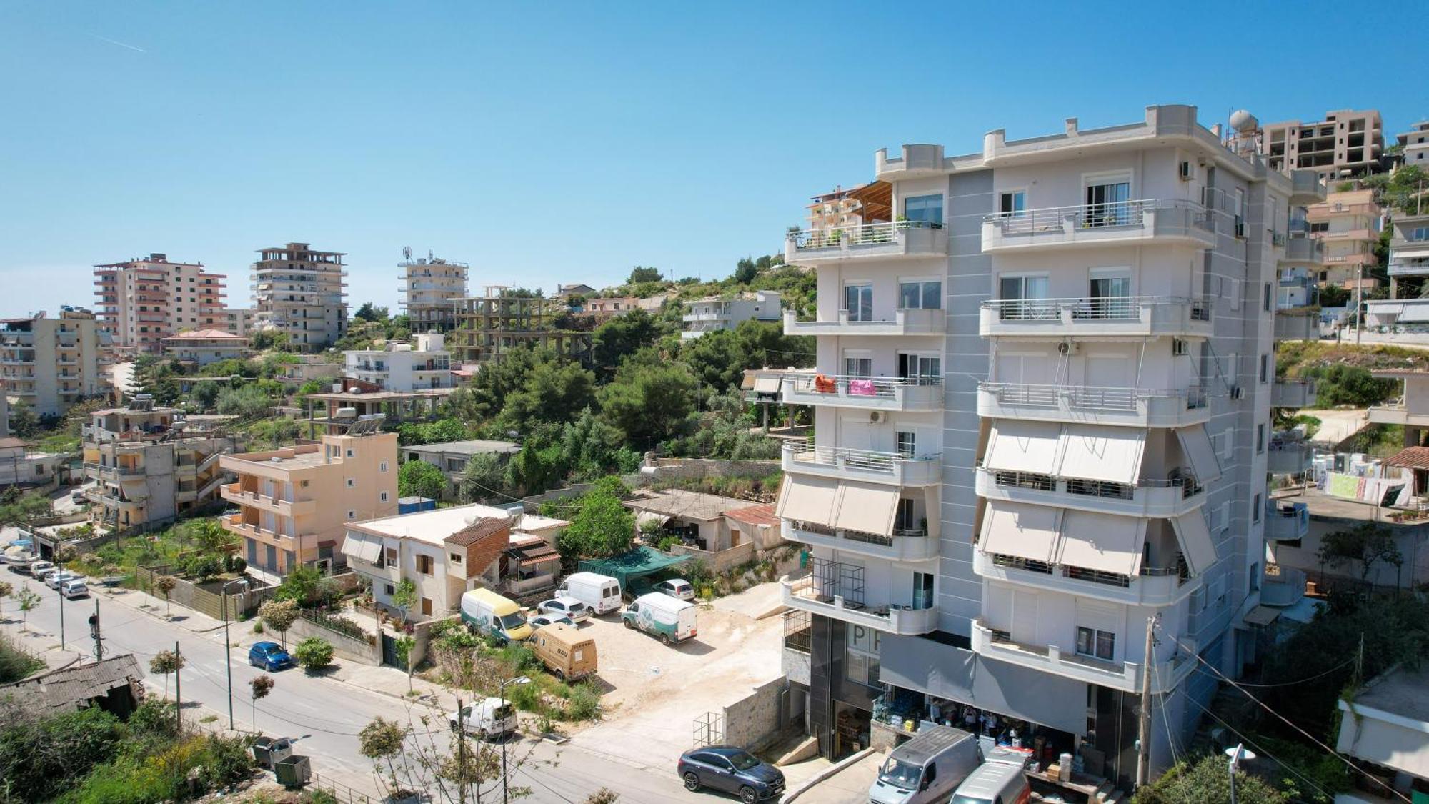Aldisen Apartment Sarande Exterior photo