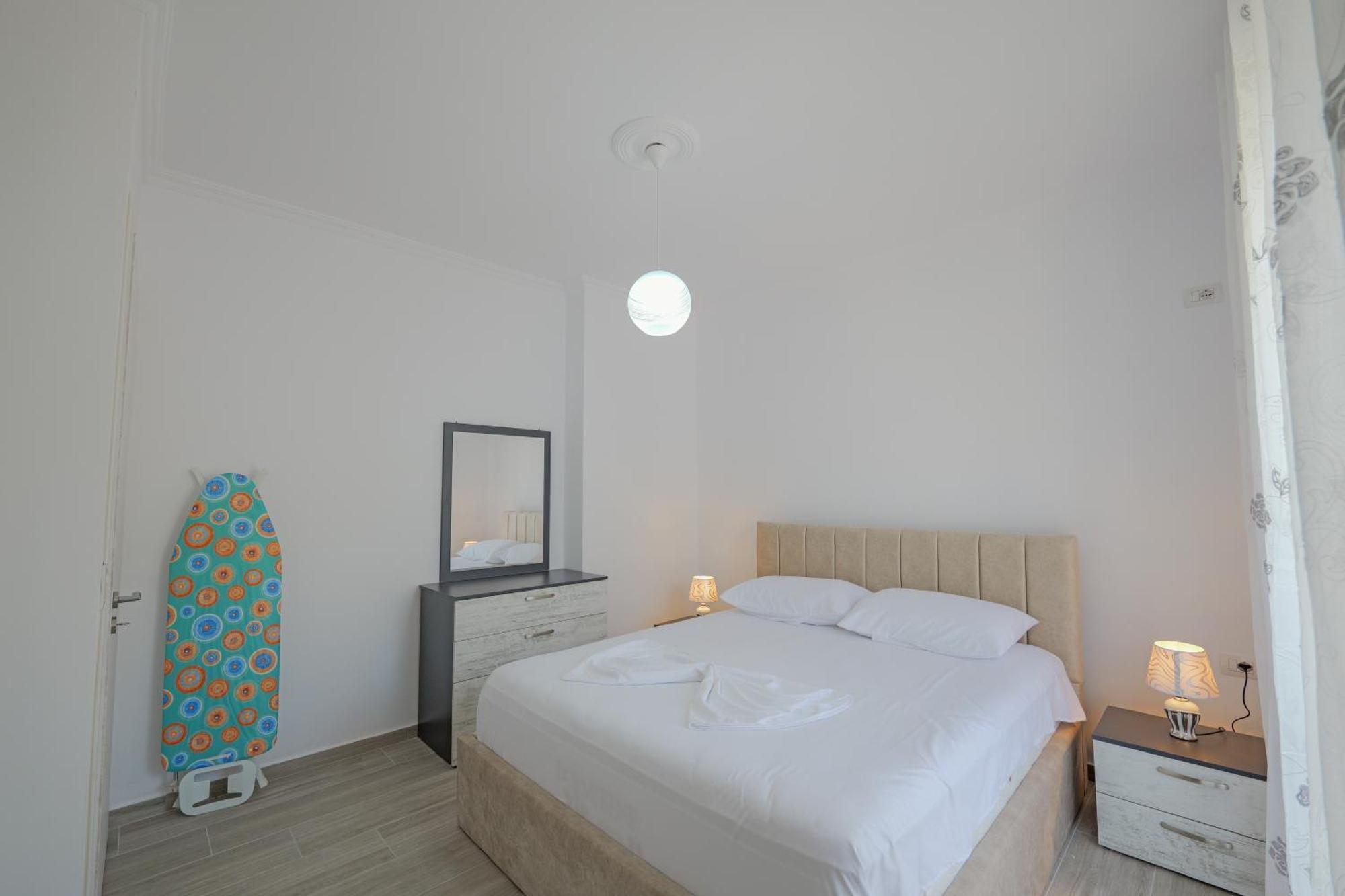 Aldisen Apartment Sarande Exterior photo